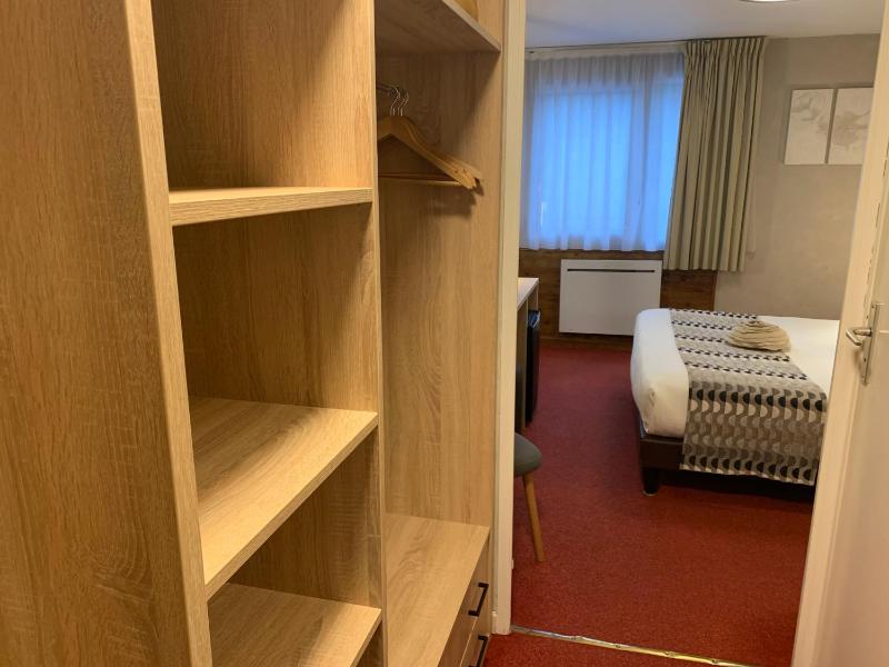 Comfort King Room with Garden View image 3