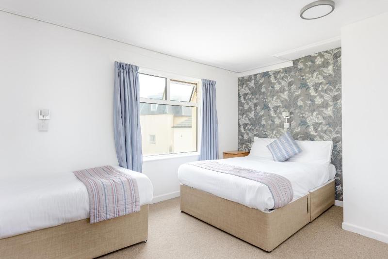 Classic Triple Room image 1