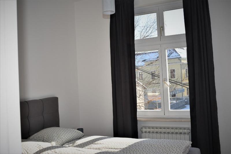 Apartment Mejtas with free parking - image 3