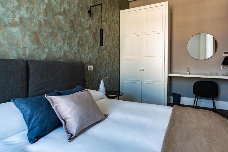 AD MAIORA Boutique Suite - image 16