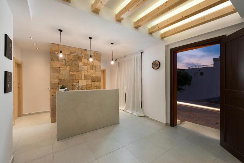 Old Town Senses Boutique Hotel - image 7