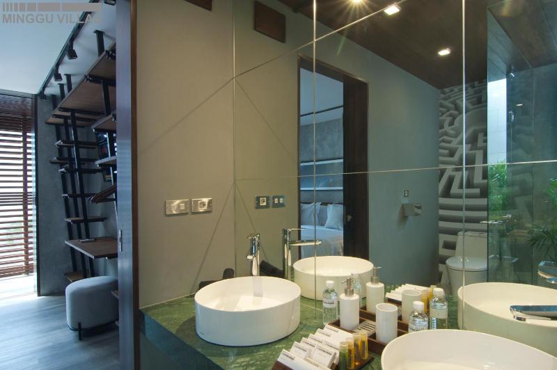 8BR Villa Jumis - Minggu Villas Seminyak - image 12