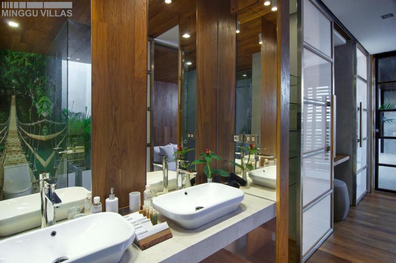 8BR Villa Jumis - Minggu Villas Seminyak - image 13