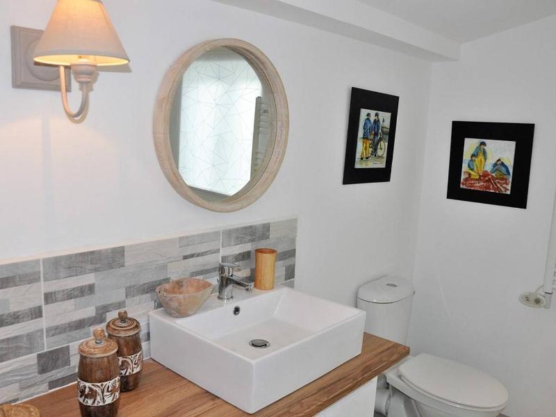 Maison de charme 3* avec jardin clos terrasse WIFI à 60m du Port de Perros-Guirec - FR-1-368-79 - image 20