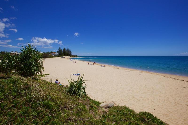 23 Bryce St Moffat Beach - image 7