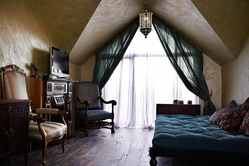 Apartment with Garden View image 3