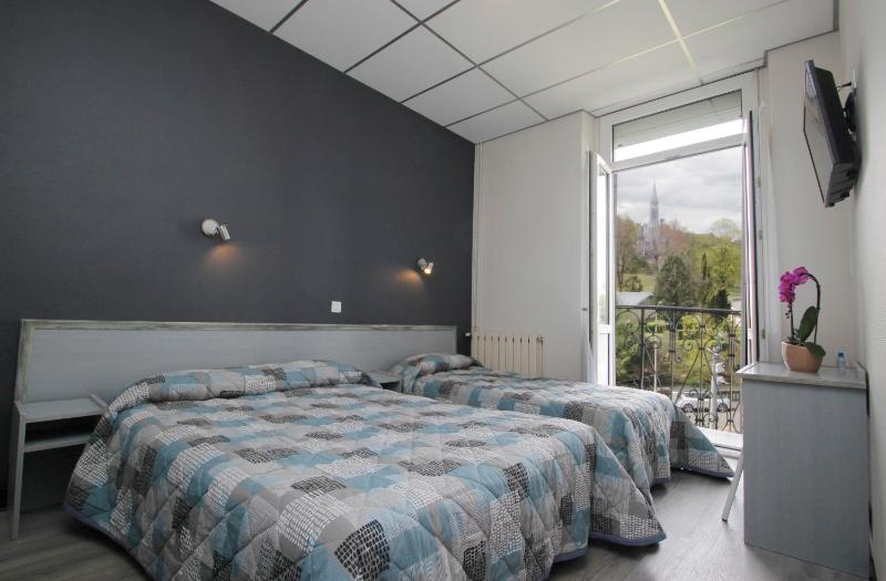 Single Room image 4