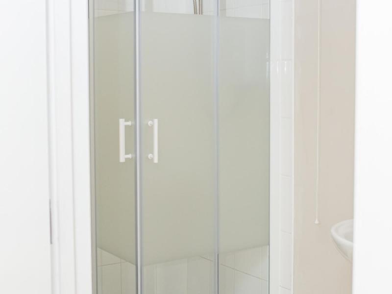 One-Bedroom Apartment image 4