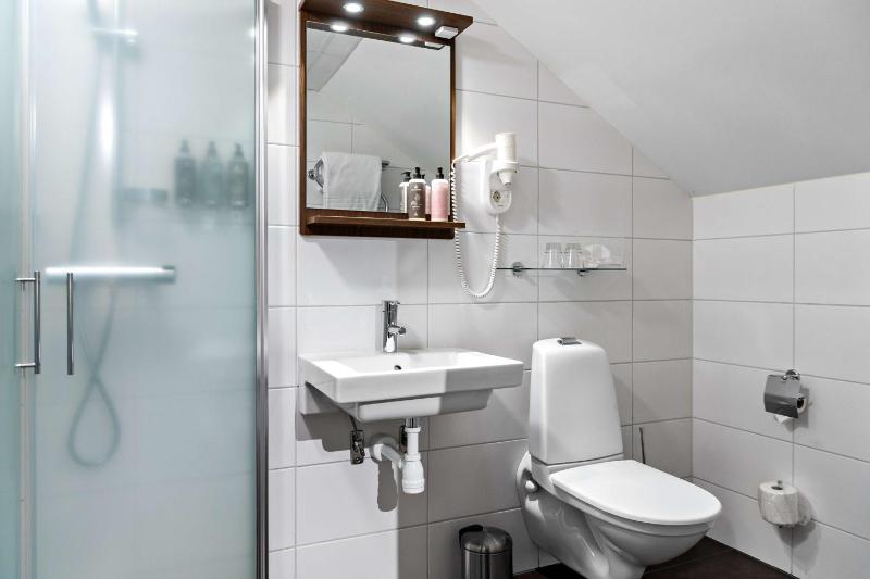 Double Room image 2