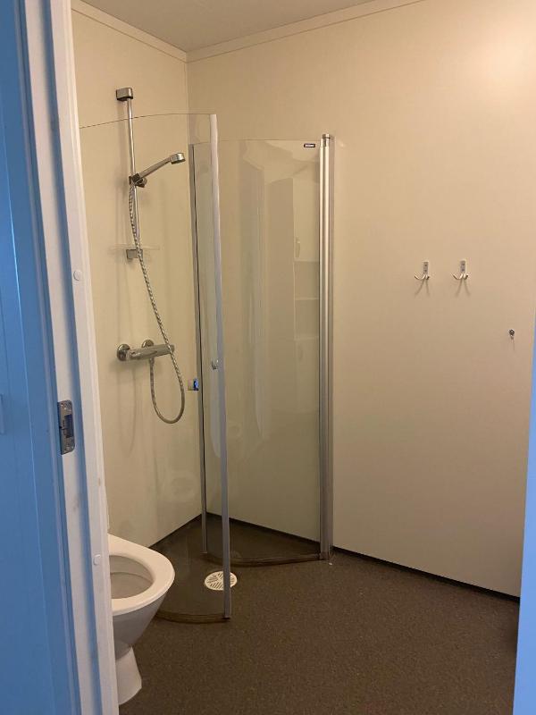 Twin Room image 2