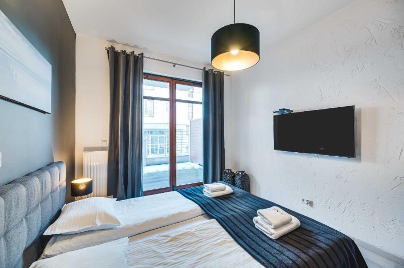Greenwood with terrace - Neptun Park by OneApartments - image 2