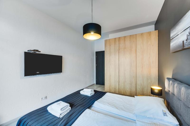 Greenwood with terrace - Neptun Park by OneApartments - image 12