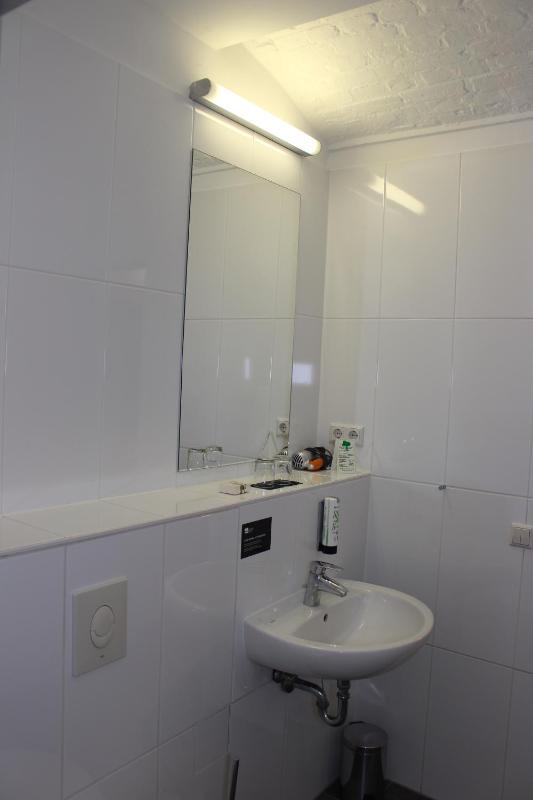 Double Studio Basement image 4