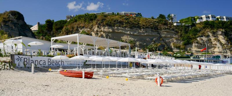 Sentido Michelizia Tropea Resort - image 2