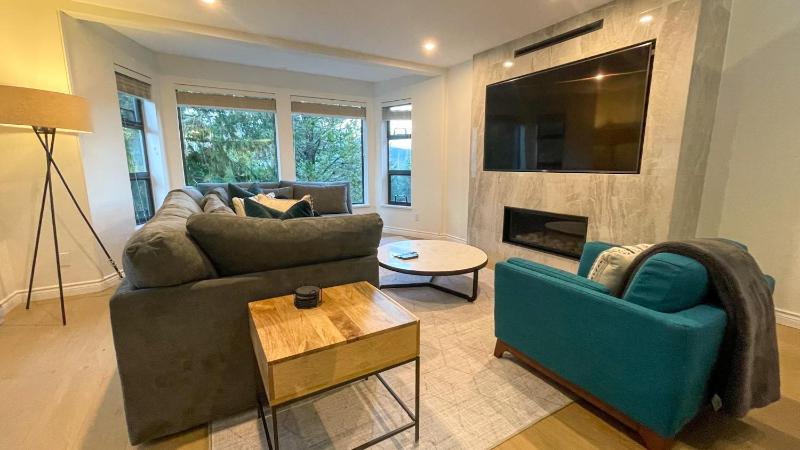 3 Bedroom Condo - image 2