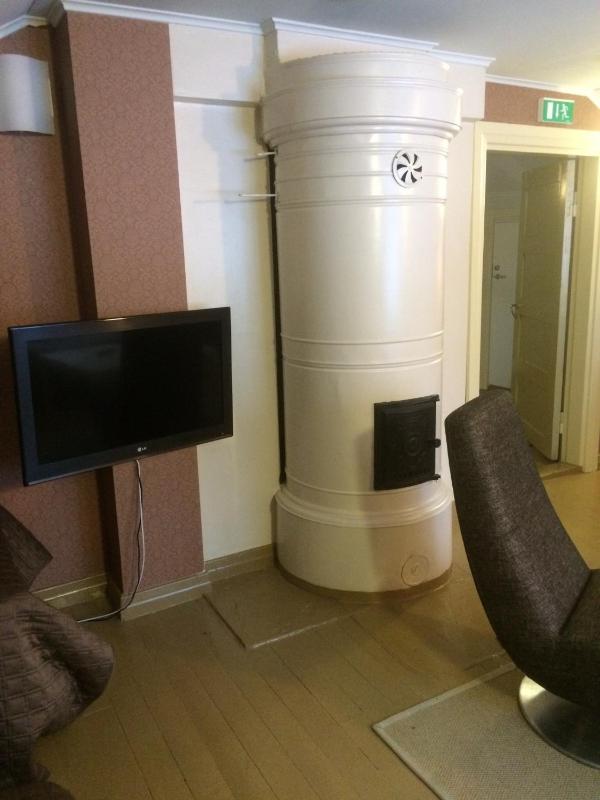 Family Room with Private Bathroom image 4