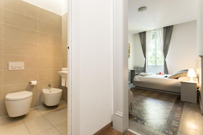 Superior Double Room image 2