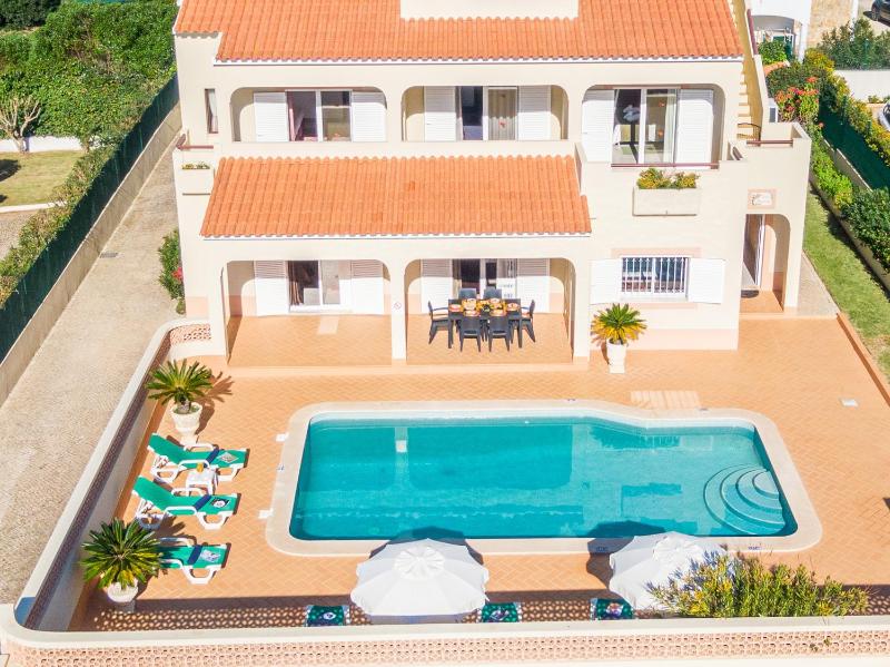 Villa Canguu - Piscina aquecível e BBQ na Galé Albufeira - image 21
