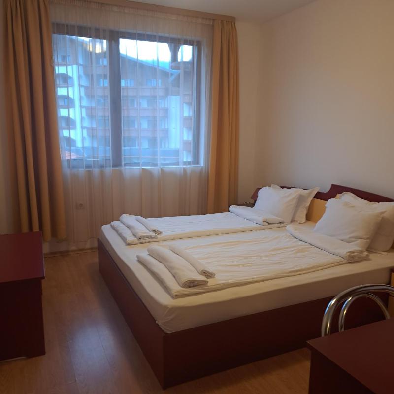 One-Bedroom Apartment image 4