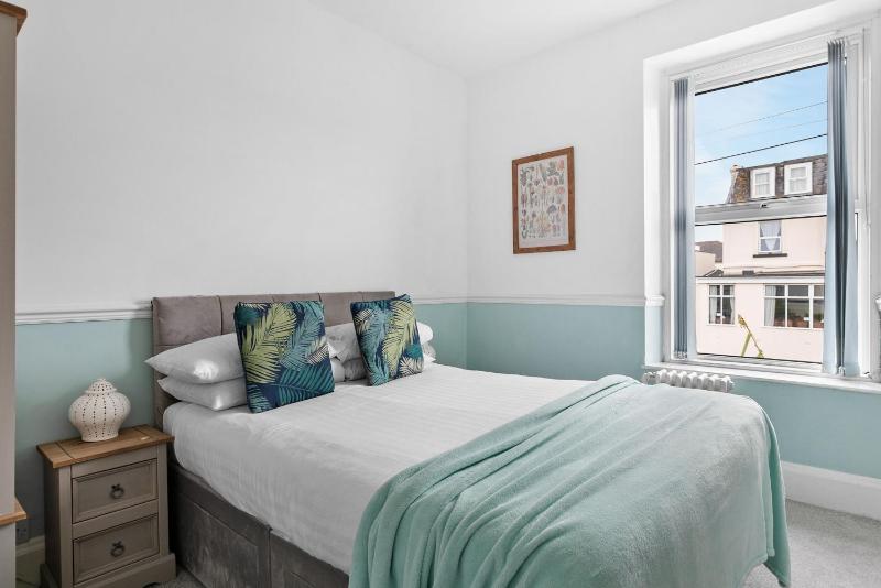 Standard Double Room image 4