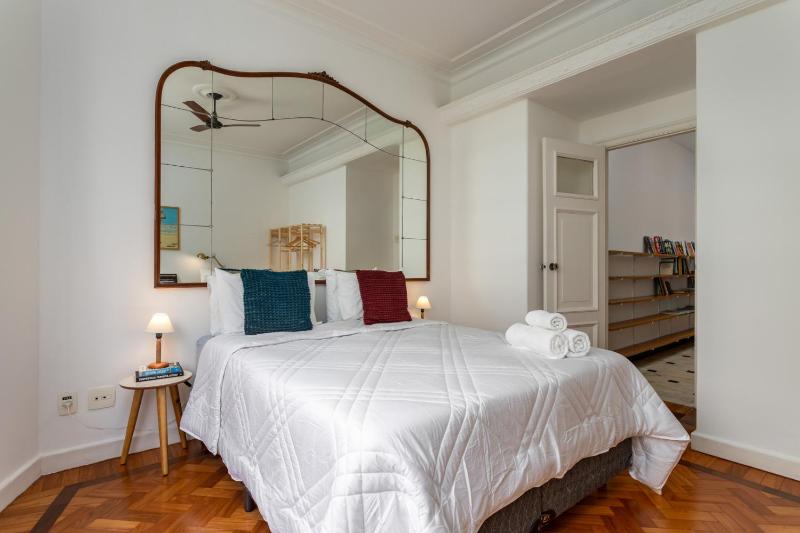 Unhotel - Maravilhoso Apartamento Por Temporada em Copacabana Perto da Praia - image 15