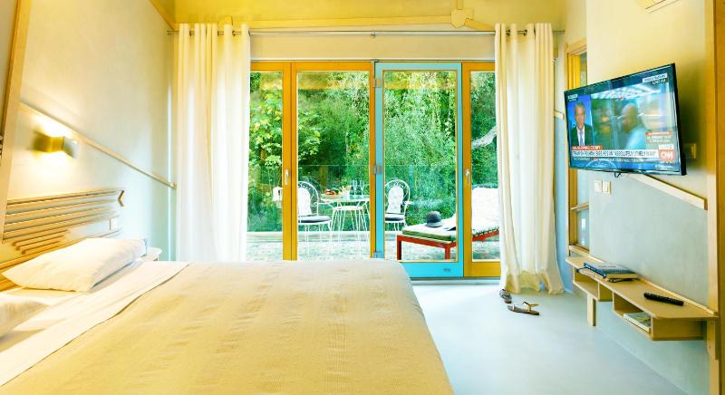 Superior Suite image 3