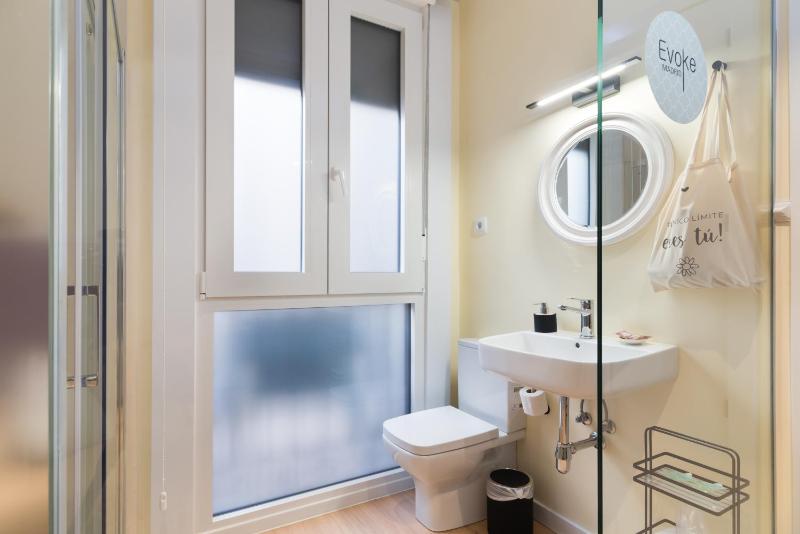 Standard Single Room image 1