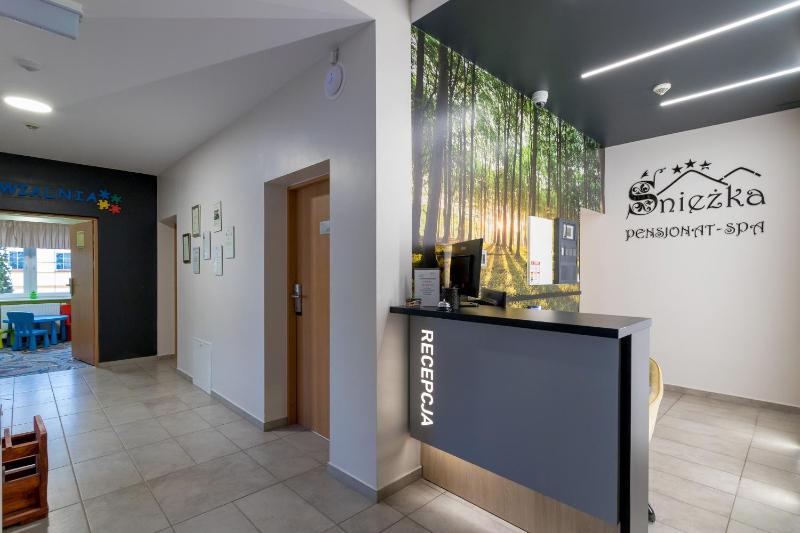 Pensjonat Śnieżka SPA - image 36