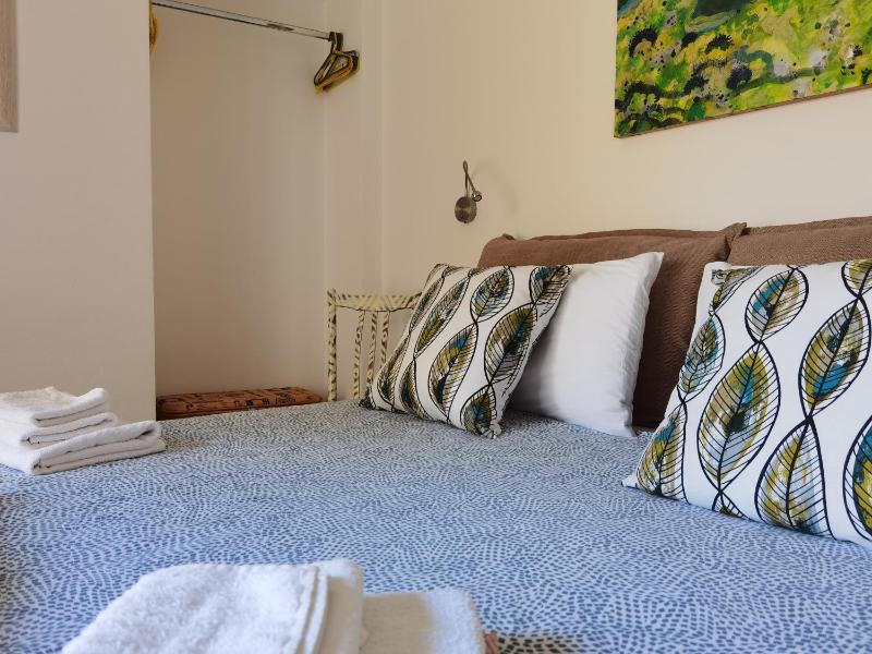 Deluxe Double Room image 4