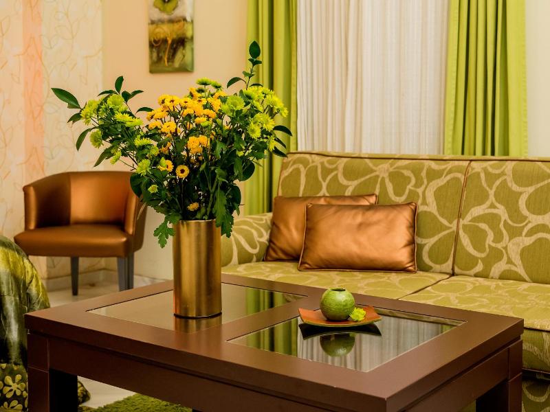 Studio Apartment image 2