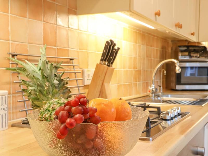 Winkle Cottage Aldeburgh - image 24