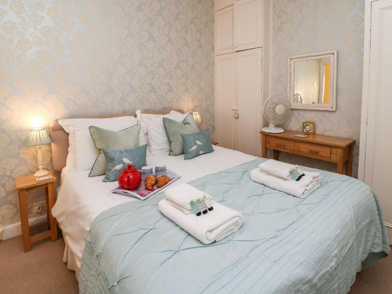 Winkle Cottage Aldeburgh - image 9