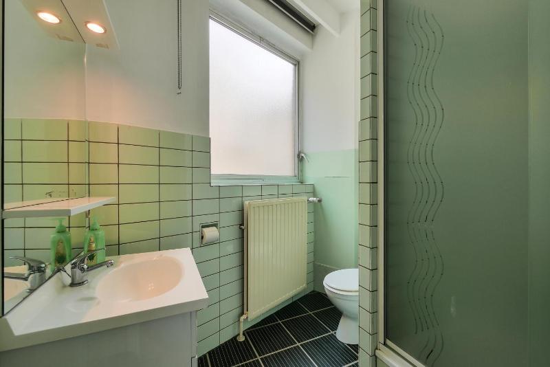 One-Bedroom Apartment image 3