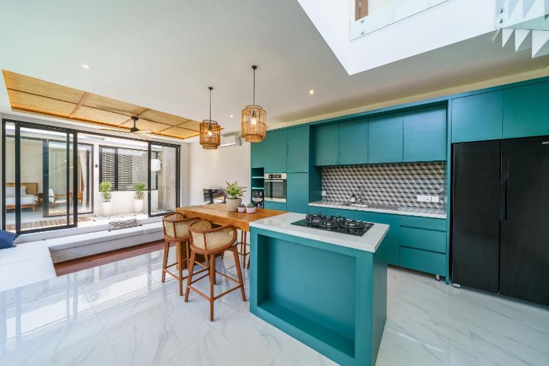 Villa Besso Padonan - Modern & Minimalist 2BR Villa in Canggu! - image 2