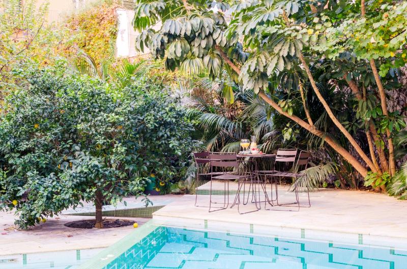 Aspasios Garden Apartments - image 8