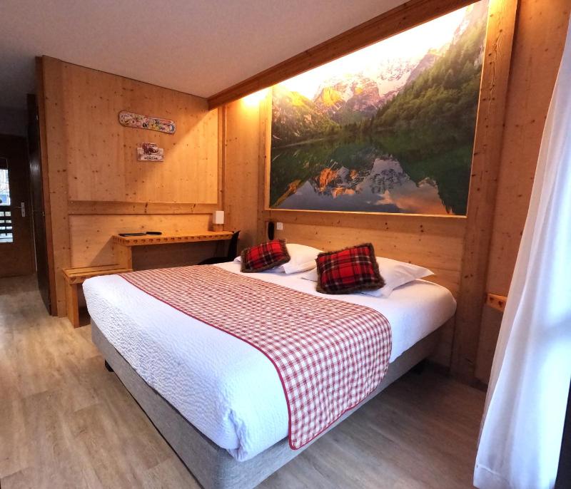 Double Room image 4