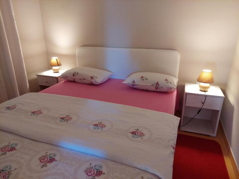 Two-Bedroom Apartment 2 image 3