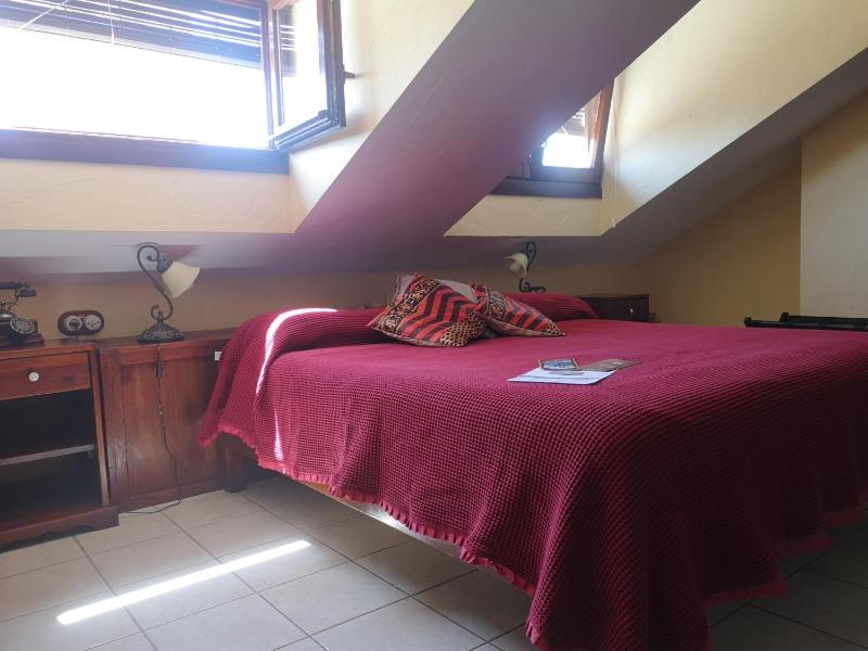 King Room image 2