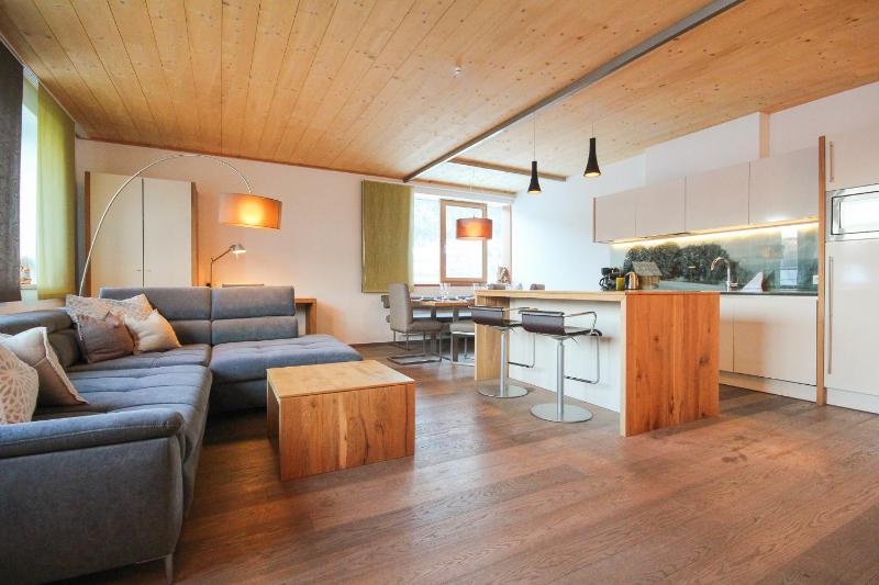 Three-Bedroom Apartment - A image 1