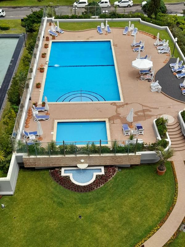 Hermoso apartamento Torre de categoría Long Beach en la mejor ubicación de Punta del Este - image 40