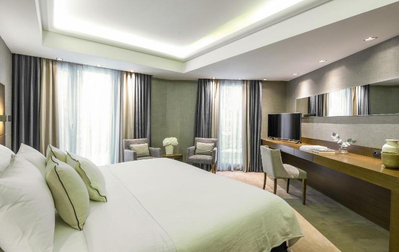Junior Suite image 1