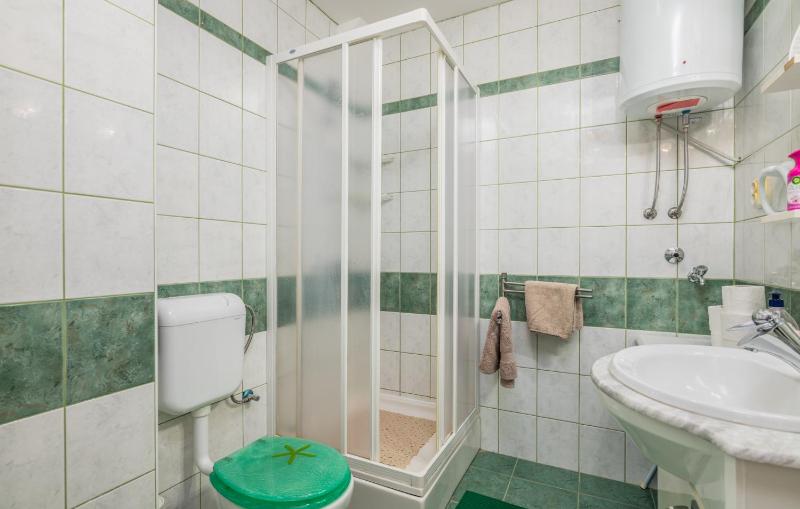 Apartment in Klimno - Insel Krk 41810 - image 2