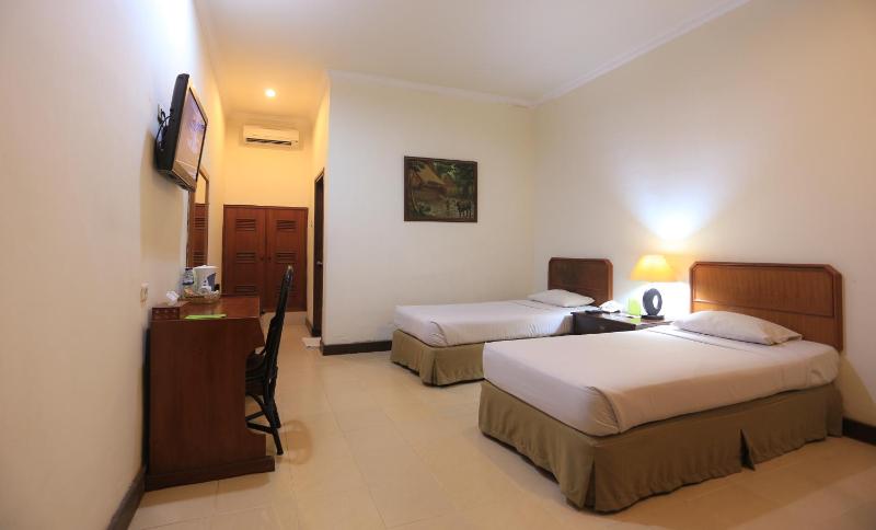 Lombok Garden Hotel - image 7