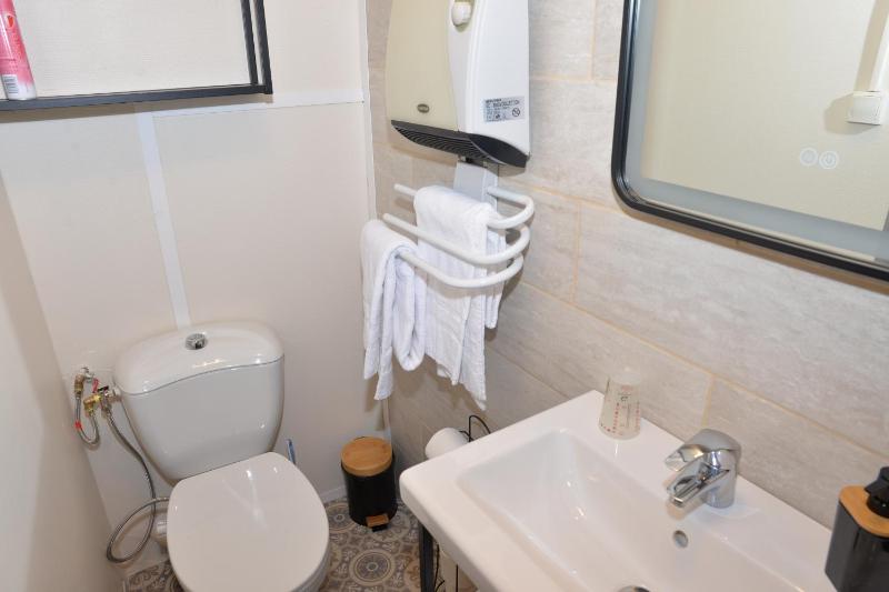 CHEZ CECILE Bed and Breakfast chez le VIGNERON - image 22