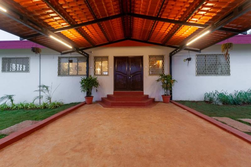 Emerald Greens by VEO StayVista - 3BHK Villa with Sauna & Private Pool - image 19