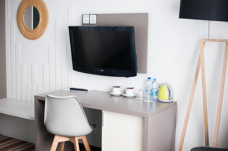 Standard Double or Twin Room image 4