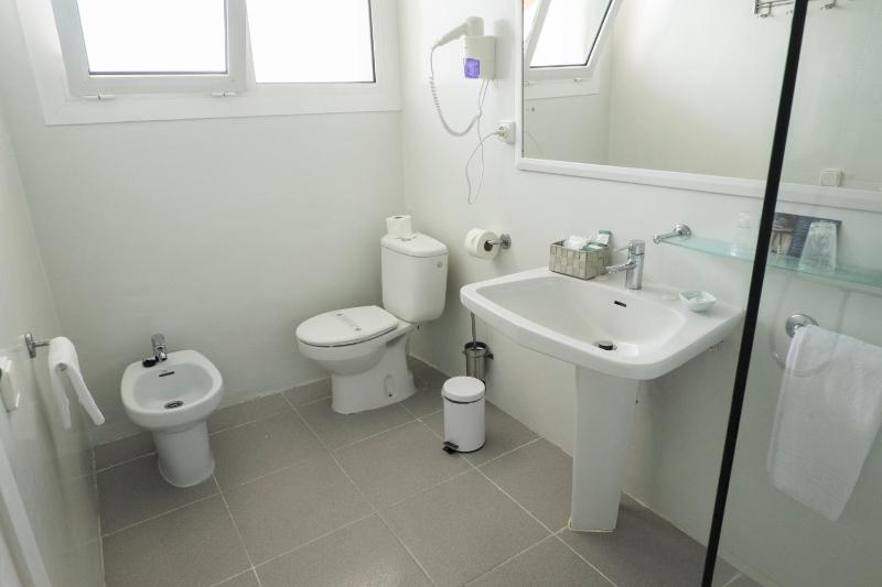 Double or Twin Room with Sea View image 4