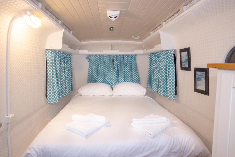Modern Vintage Caravan image 3