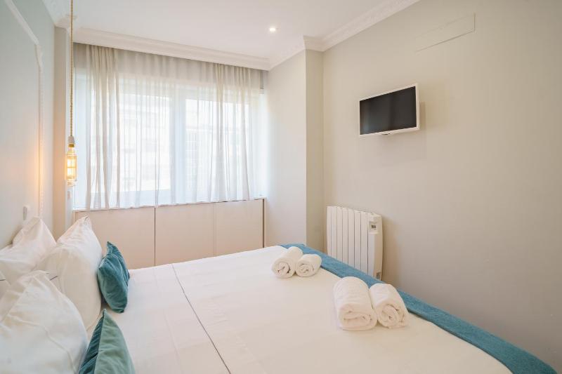 Feel Porto Downtown Apartments & Studios - image 33