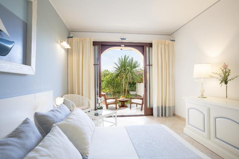 Standard Room image 4
